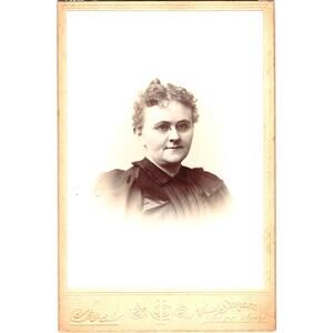 Cabinet Card Photograph‎ Woman Ives Photography Main Street Niles Michigan